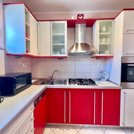 Apartment In 44148