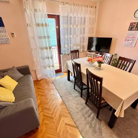 Apartment In 44148 Crikvenica